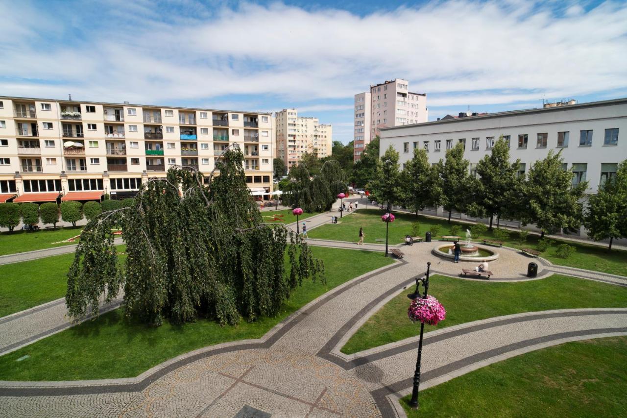 Katedralna Apart'S Legnica Eksteriør bilde